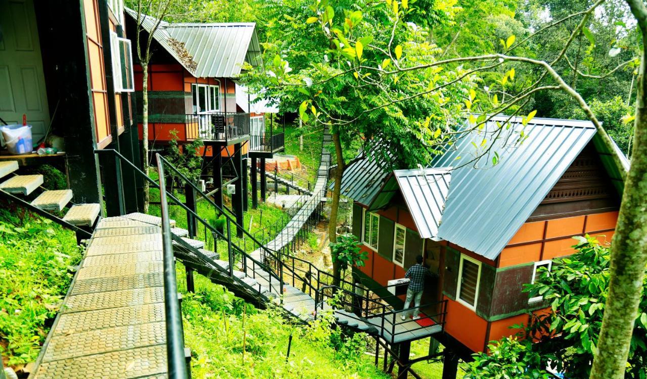 Santhi Hill View Resort Munnar Exteriör bild