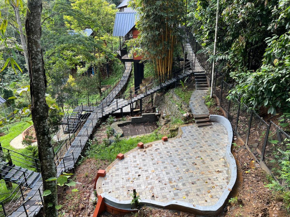 Santhi Hill View Resort Munnar Exteriör bild