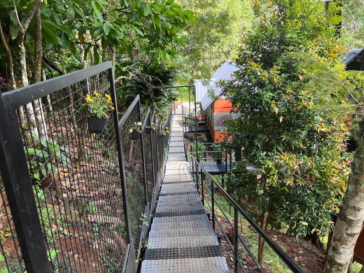 Santhi Hill View Resort Munnar Exteriör bild